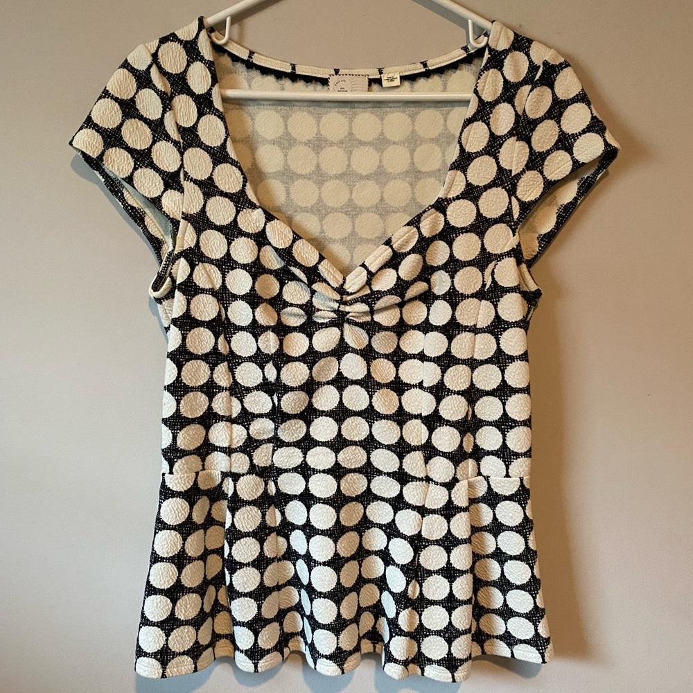 B/W Anthropologie Blouse with Ruffled Hem and Crop Sleeves